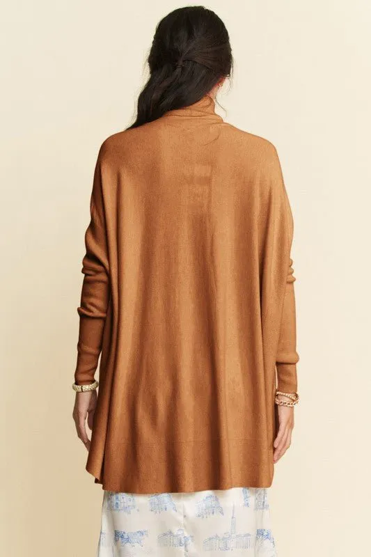 High-Low Hem Knit Turtleneck Top in Caramel